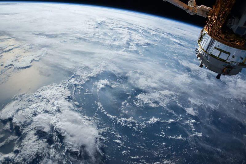 Спасли ли наши жизни исследования космоса? Огнезащита в космосе